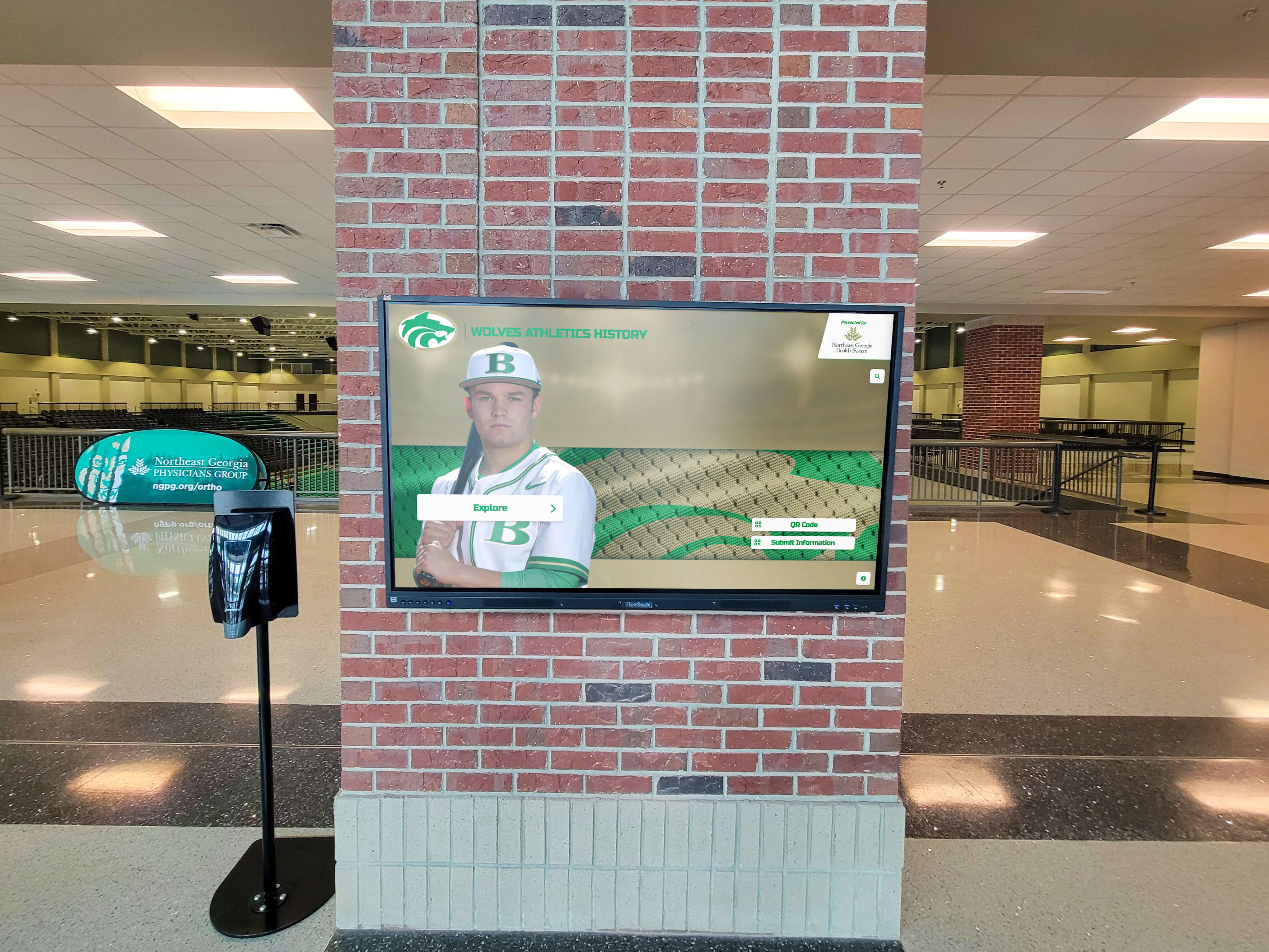 Professional installation of touchscreen recognition display in high school